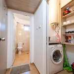 Апартамент Sunny And Quiet 2bdr