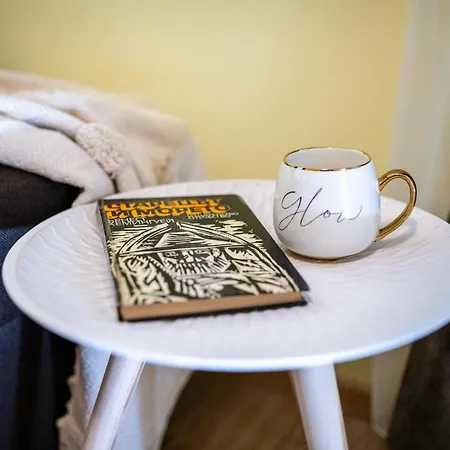 Sunny And Quiet 2bdr *