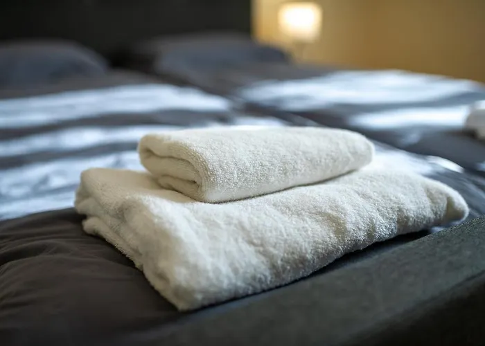 Sunny And Quiet 2bdr Warna